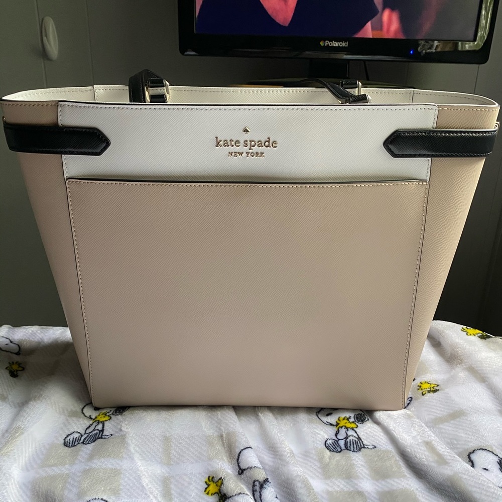 Kate spade purse
